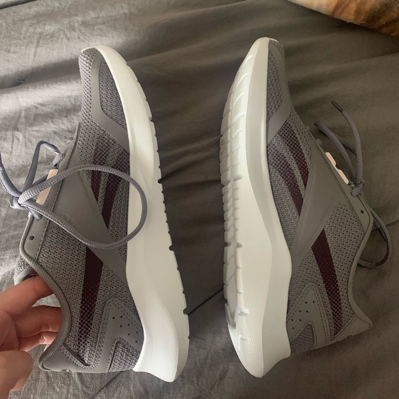 Womens Reebok Fuel Foam Tennis Shoes 